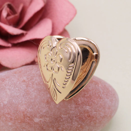 CHERISHED MEMORIES GOLD LOCKET RING