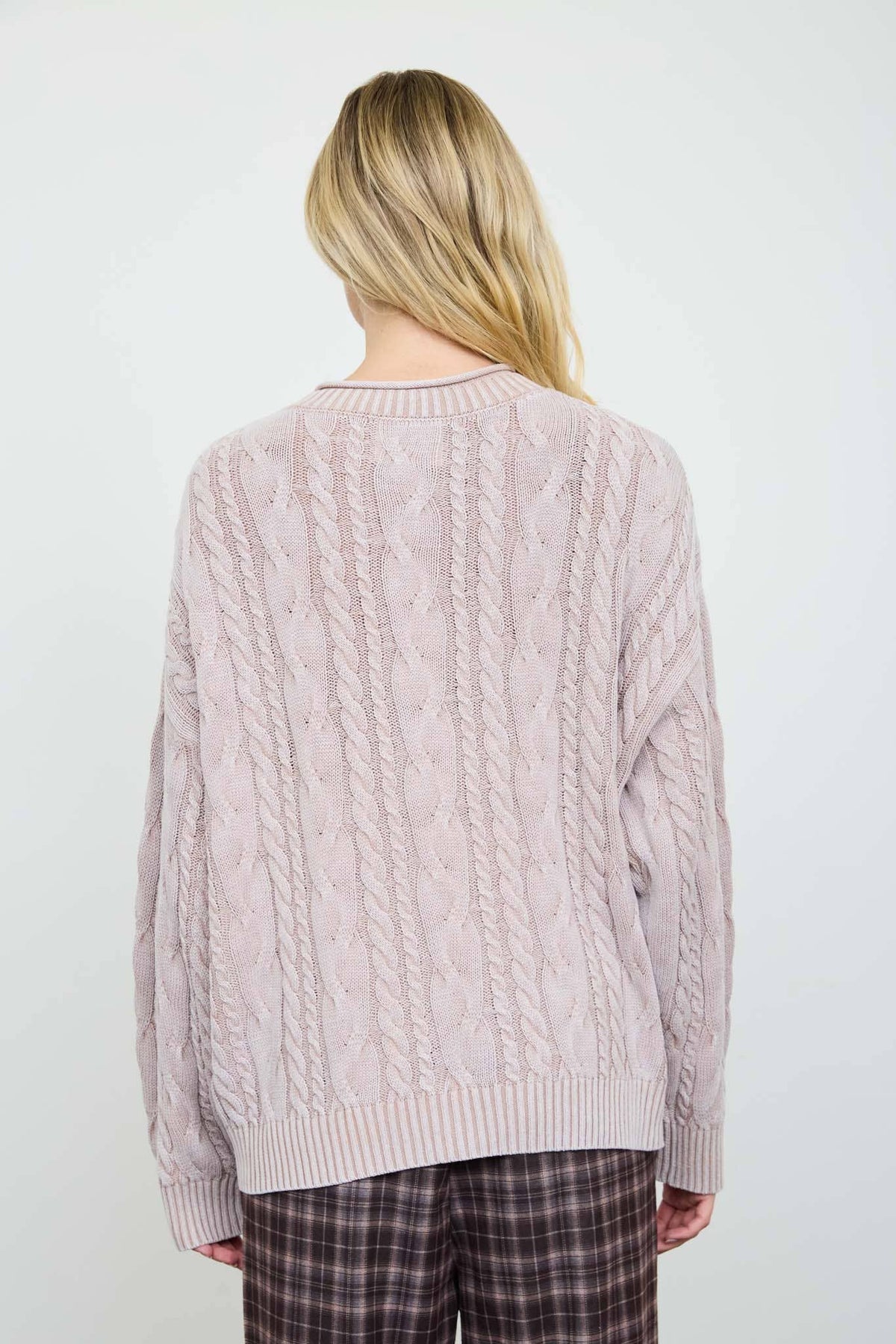 Blu Pepper - WASHED PATTERN CABLE KNIT BUTTON DOWN CARDIGAN: LIGHT KHAKI