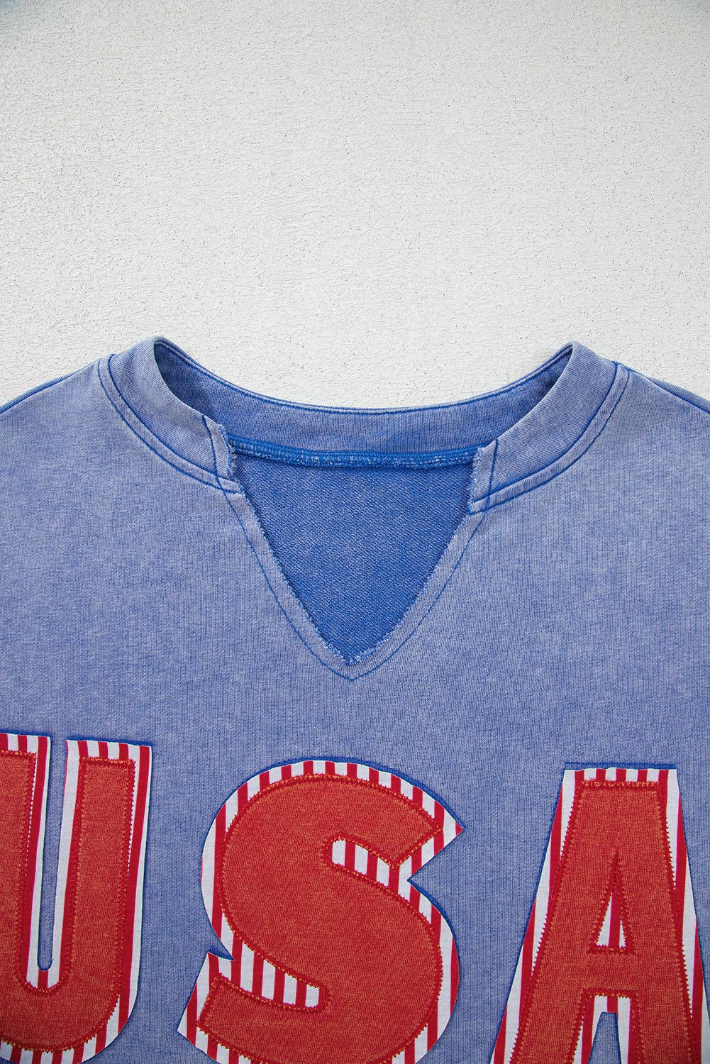 SKY BLUE USA PATCH MINERAL WASH NOTCH VNECK VINTAGE GRAPHIC