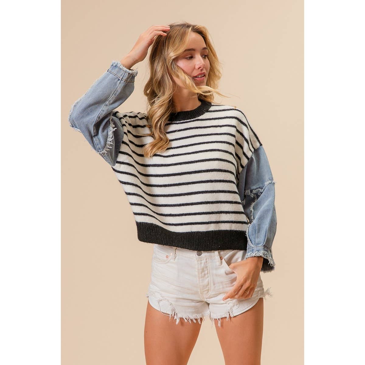 WASHED DENIM SLEEVE STRIPED SWEATER