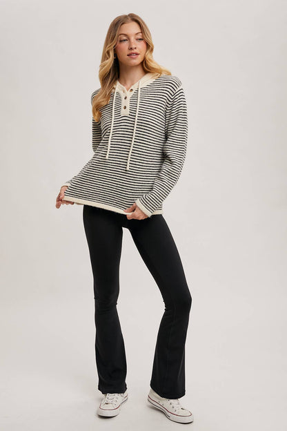 Bluivy - HENLEY SWEATER WITH HOODIE: MOCHA/CREAM / S