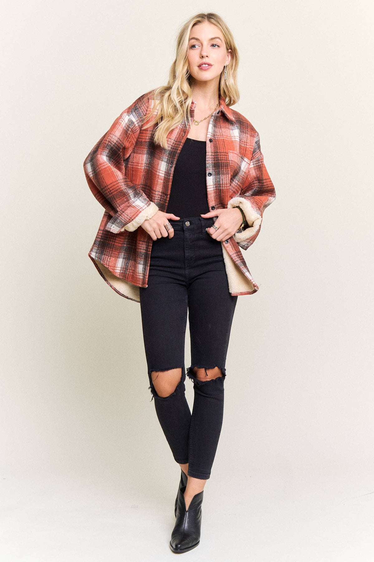 ADORA LA - CEJ4140-PLAID SHERPA-LINED BUTTON DOWN SHACKET: Navy / S-M-L(2-2-2)