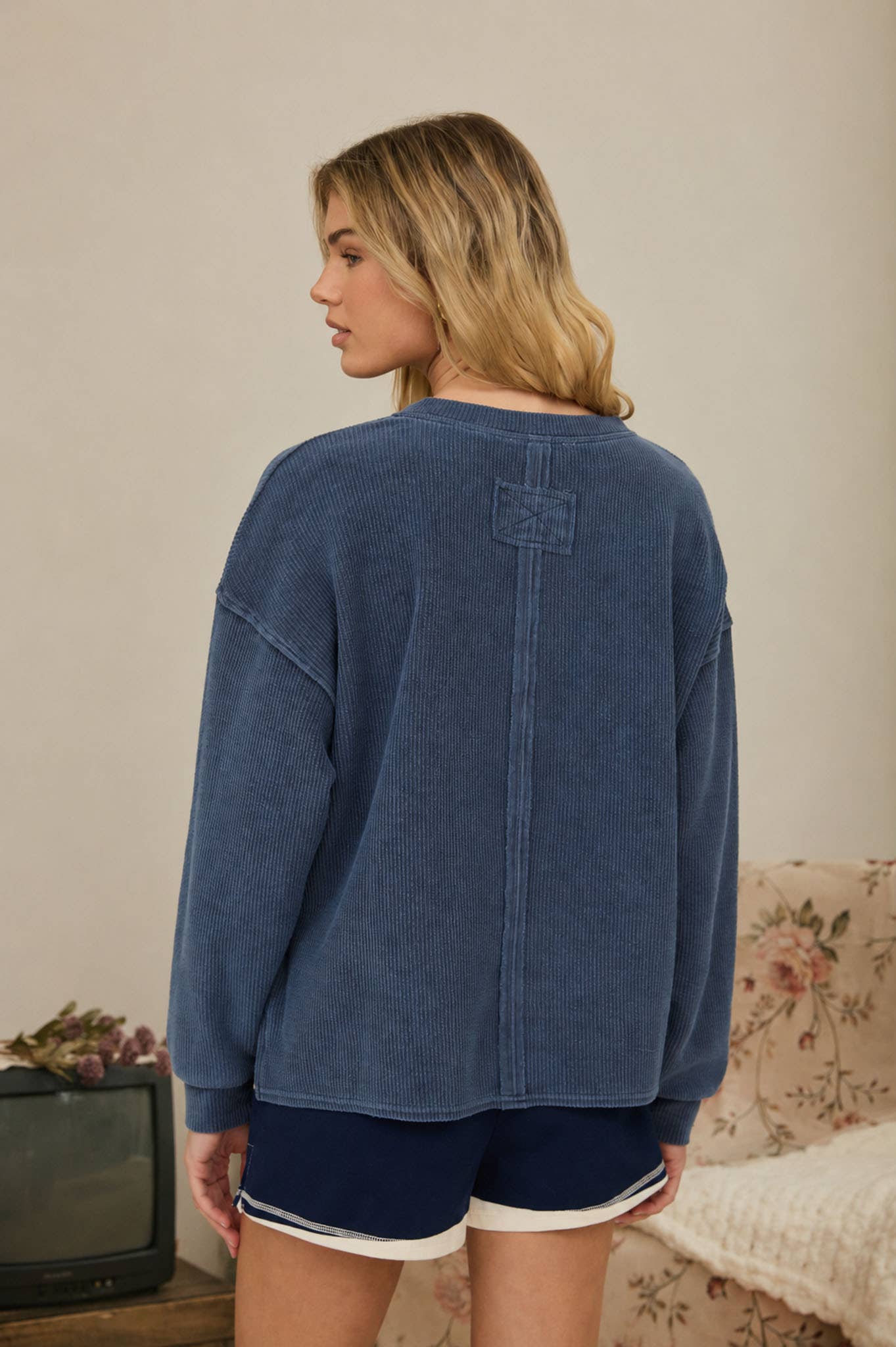 HENLEY RIBBED BOXY LONG SLEEVE WASHED KNIT TOP