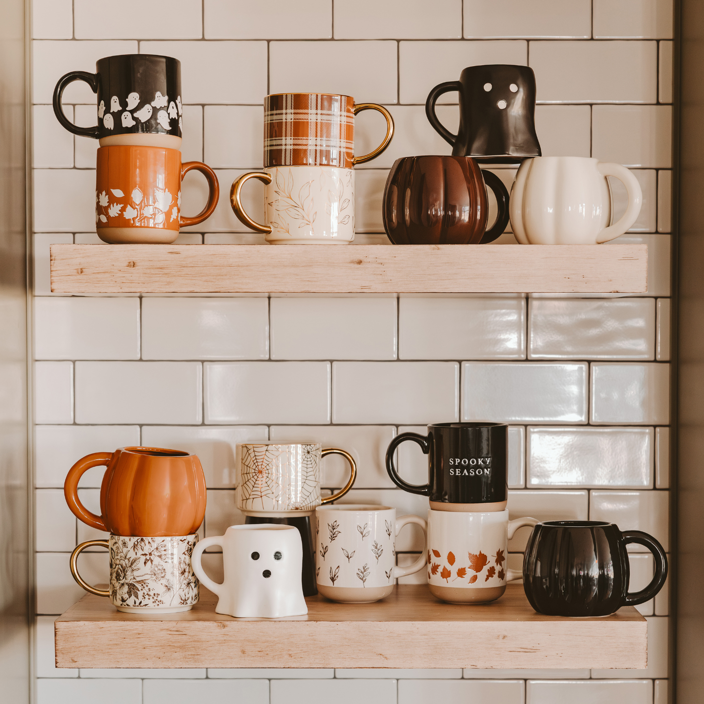 ORANGE LEAVES STONEWARE MUG