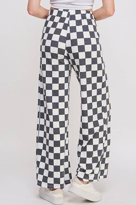 BLACK + WHITE HIGH WAIST CHECKERED STRAIGHT LEG KNIT PANTS