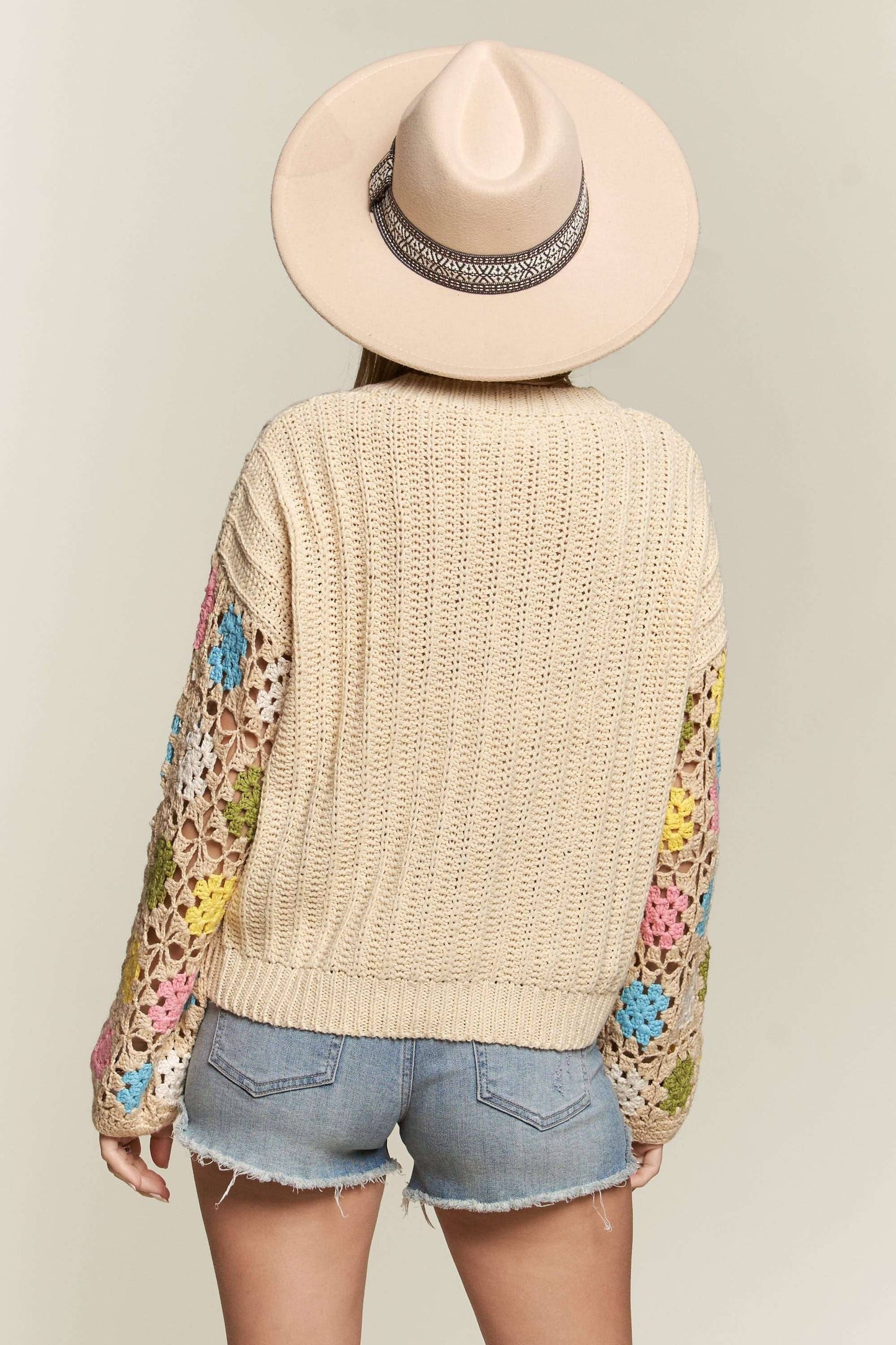 MADELYN MULTICOLOR LIGHTWEIGHT SWEATER KNIT TOP