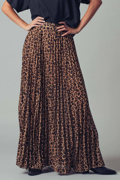 LEOPARD PRINT PLEATED MIDI