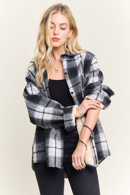 ADORA LA - CEJ4140-PLAID SHERPA-LINED BUTTON DOWN SHACKET: Navy / S-M-L(2-2-2)