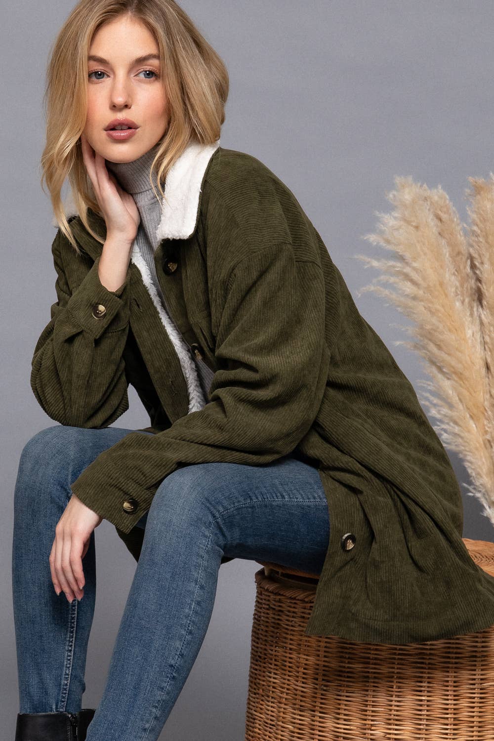 OLIVE FAUX FUR CORDUROY JACKET