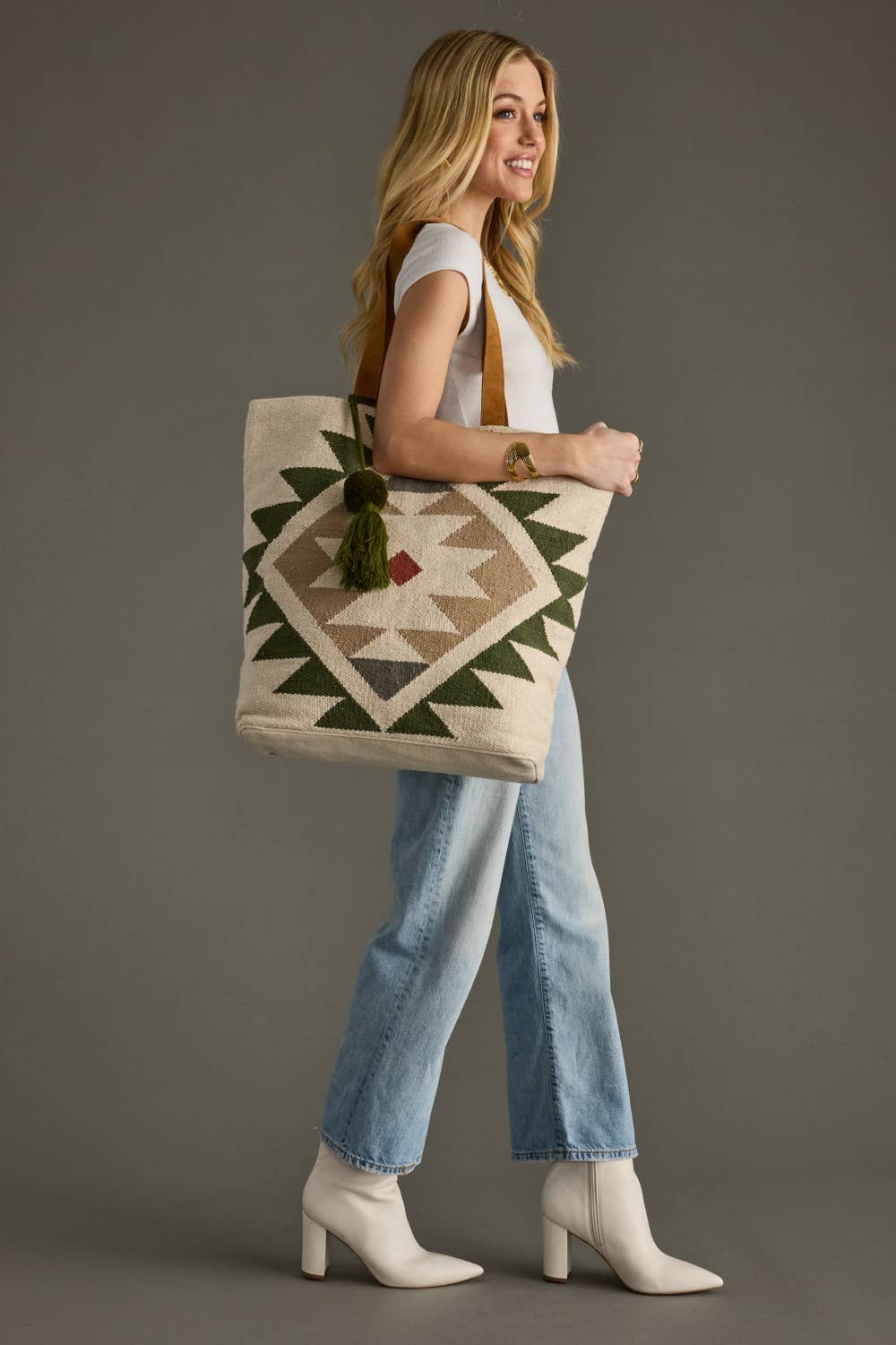 CREAM, GREEN & TAN WESTERN TOTE