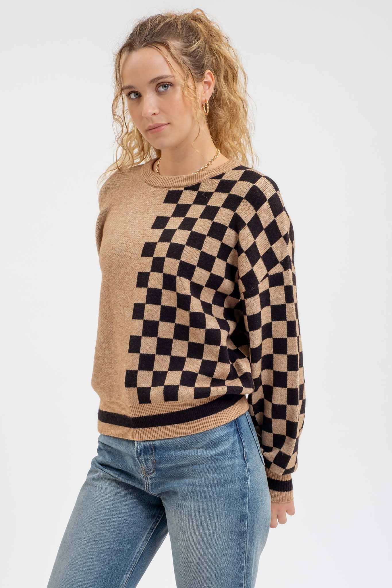 COLORBLOCK CHECKERED CREWNECK KNIT SWEATER