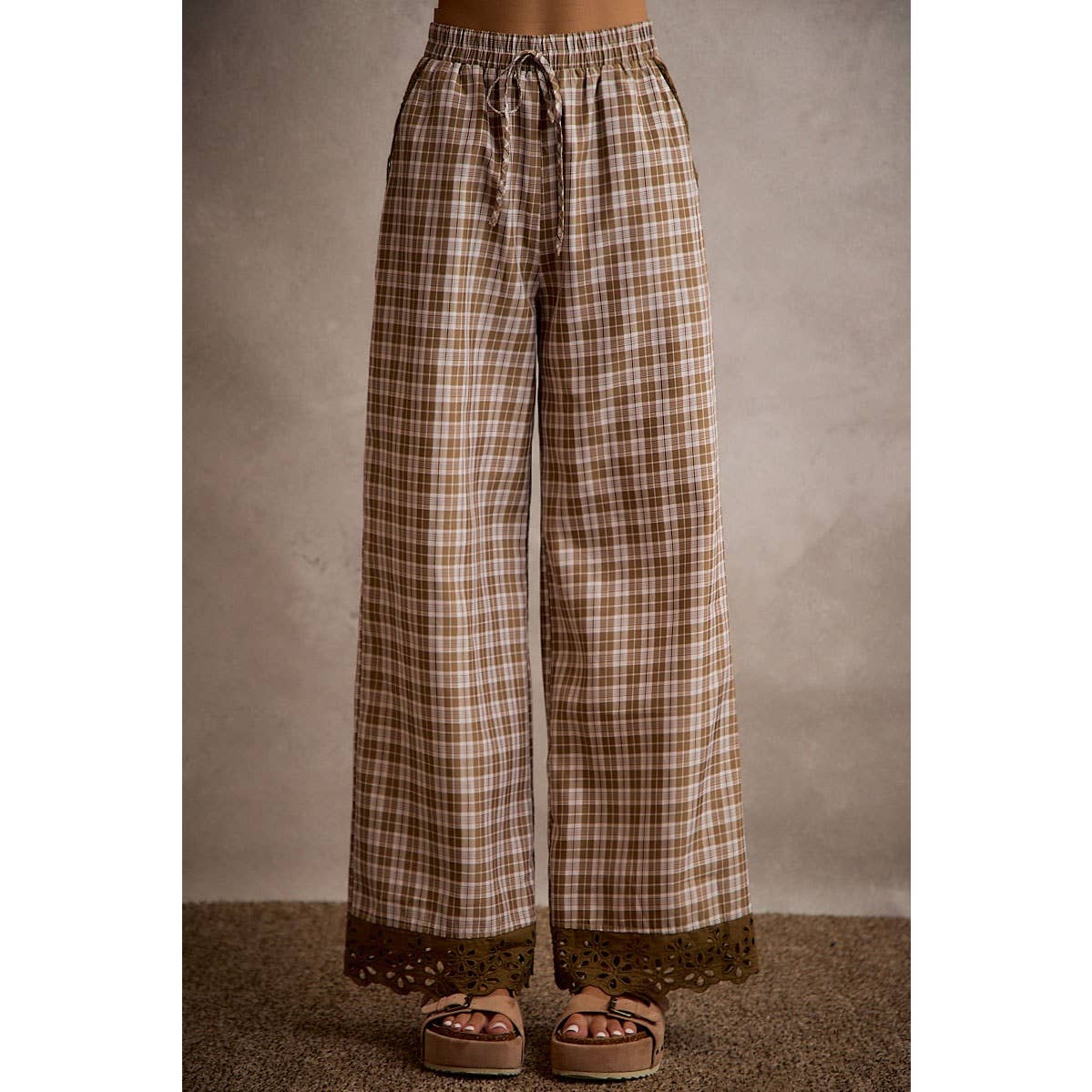 PLAID CHECK WIDE LEG PULL ON WIDE LEG PANTS WITH LACE