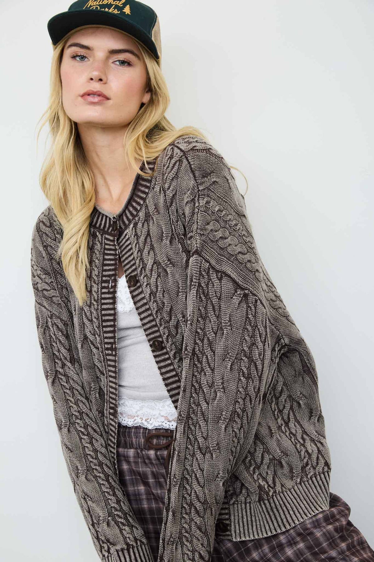 Blu Pepper - WASHED PATTERN CABLE KNIT BUTTON DOWN CARDIGAN: LIGHT KHAKI