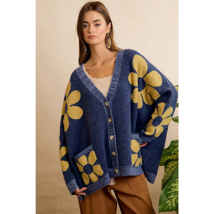 FLOWER PATTERNED OVERSIZED BUTTON CARDIGAN WITH POCKETS: NAVY