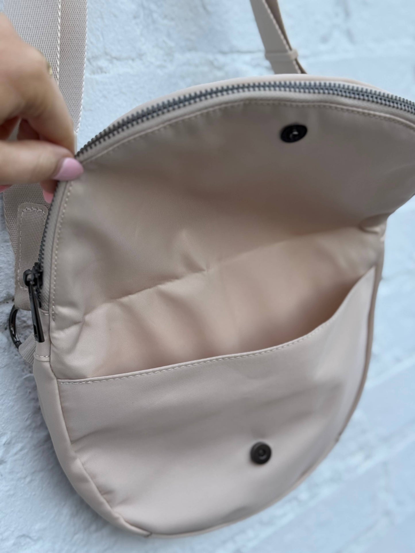 SAVVY NYLON BUM BAG