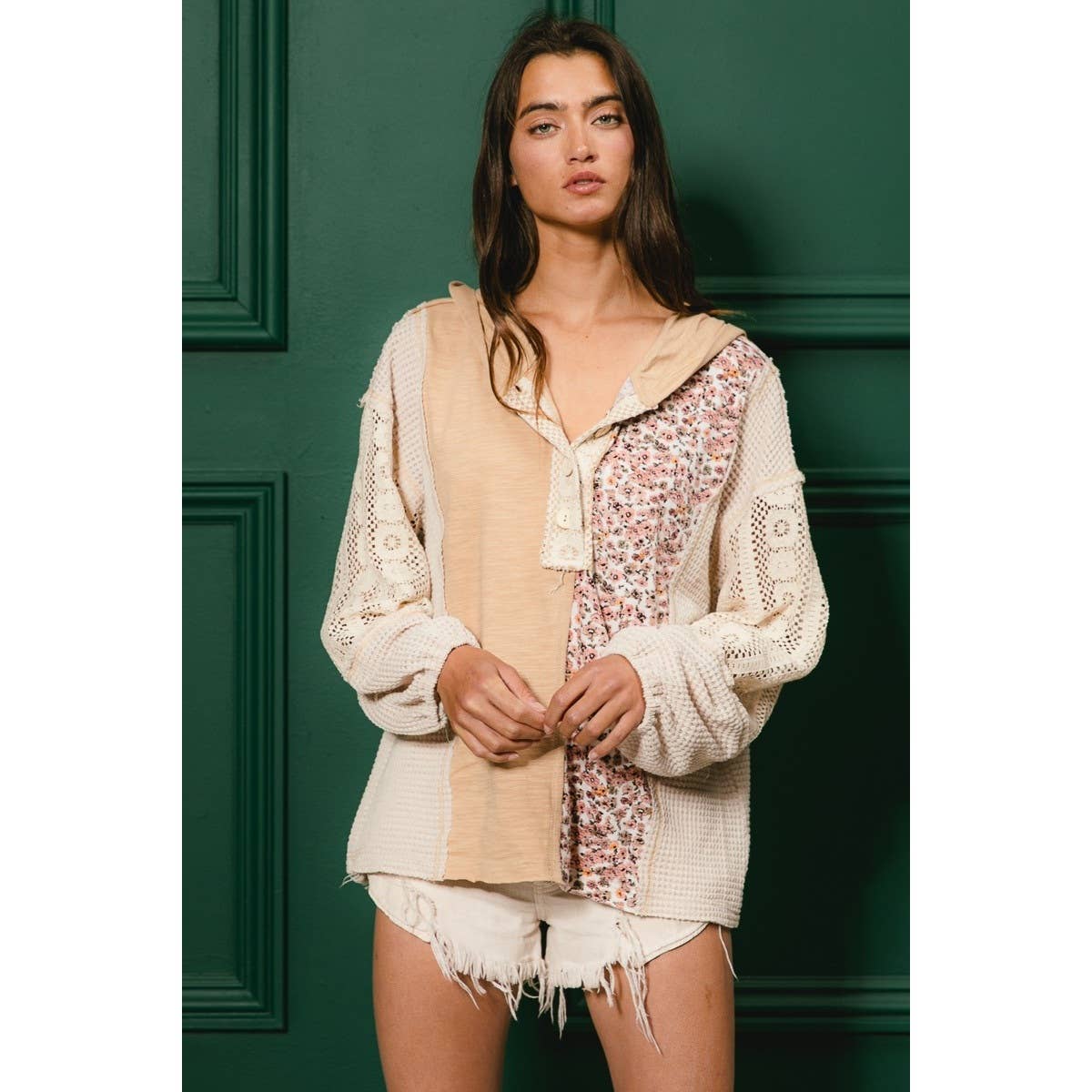 SLUB JERSEY WITH LACE COMBO BUTTONED HOODIE TOP