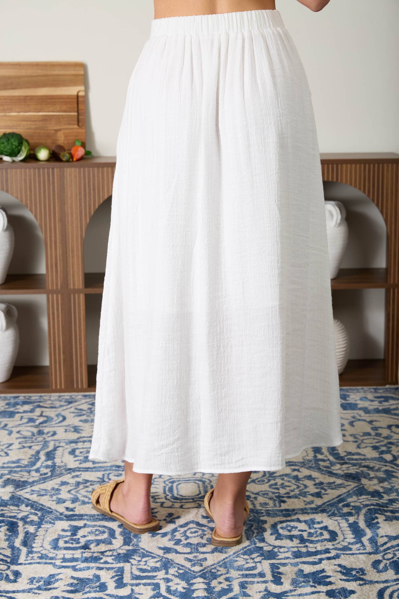 TEXTURED FRONT BUTTON DETAIL MIDI SKIRT