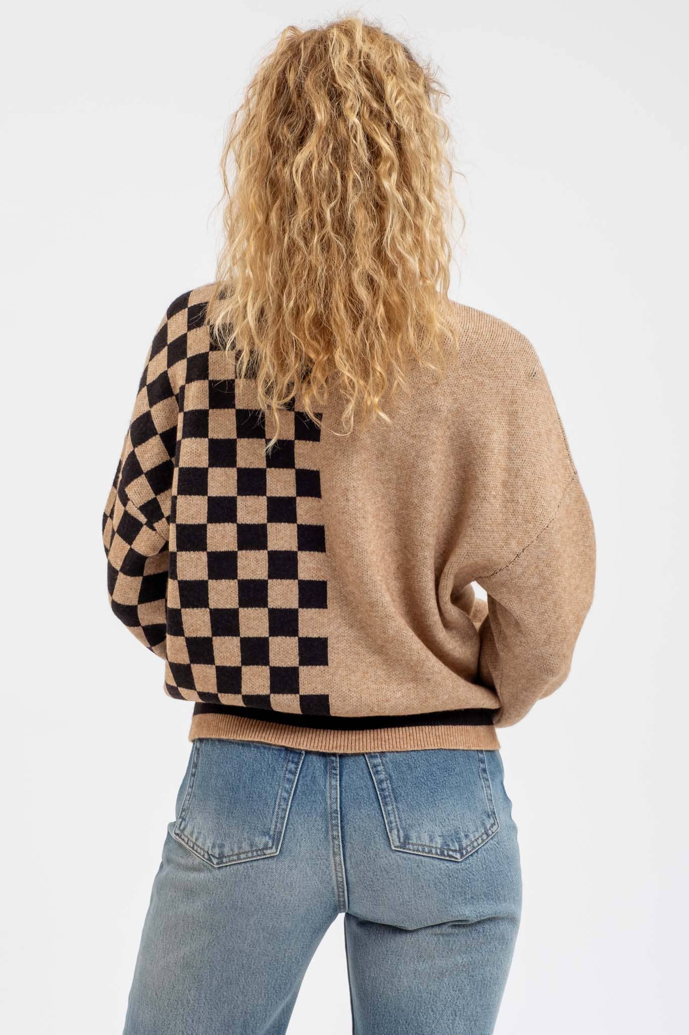 COLORBLOCK CHECKERED CREWNECK KNIT SWEATER