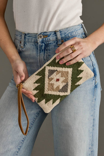 CREAM, GREEN & TAN WESTERN