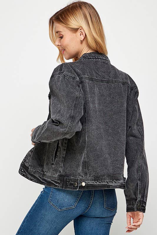 VINTAGE BLACK DENIM JACKET