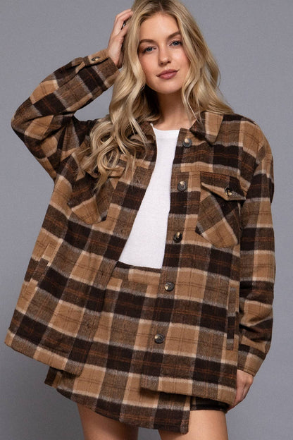 LONG SLEEVE INSIDE FAUX FUR PLAID JACKET