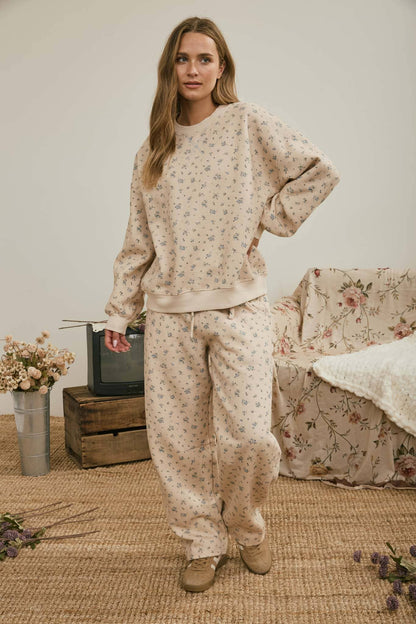 Blu Pepper - DITSY FLORAL BOXY CREW NECK SWEATSHIRT : KHAKI MULTI