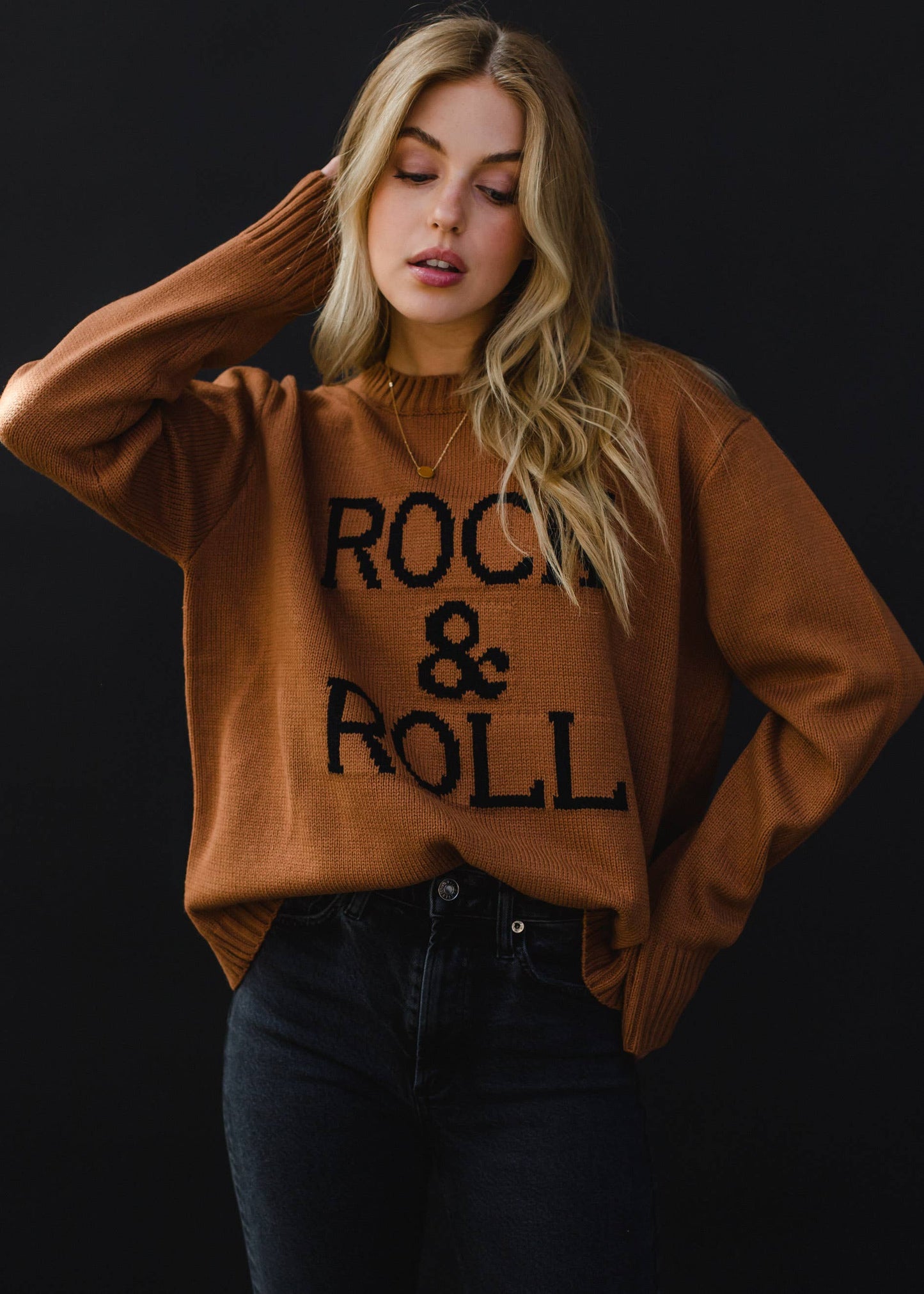 ROCK + ROLL SWEATER - BROWN