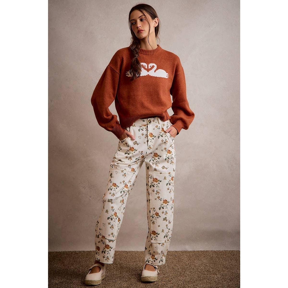 SWAN CREW NECK LONG SLEEVE SWEATER TOP