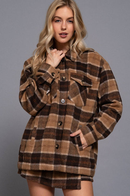LONG SLEEVE INSIDE FAUX FUR PLAID JACKET