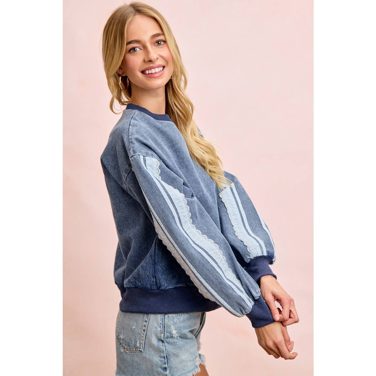 BiBi - WASHED DENIM LACE CONTRAST SIDED SWEATSHIRT TOP: DENIM / S