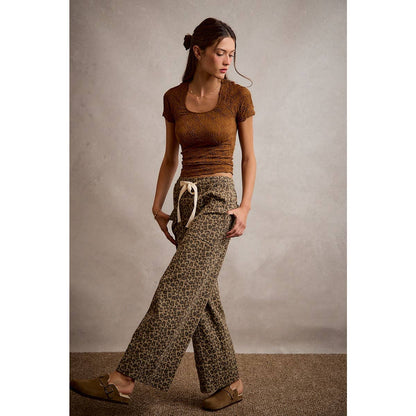 LEOPARD ELASTICIZED WAIST WIDE PANTS