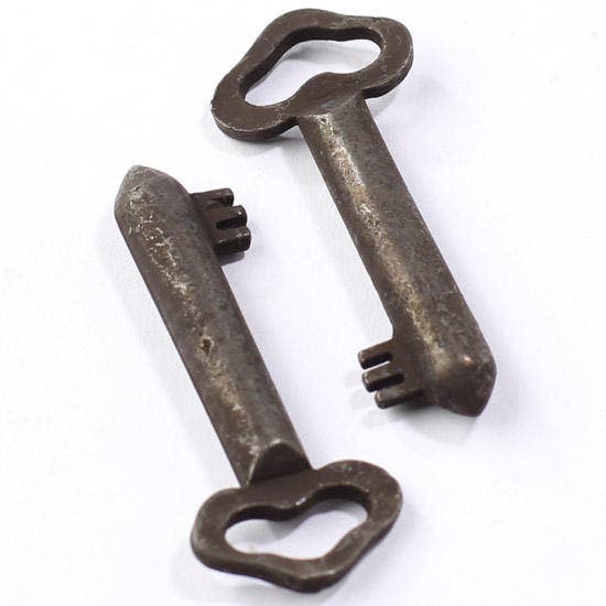 Factory Direct Craft - 1-3/8" Vintage Look Triangle Metal Skeleton Keys (Pack of 2)