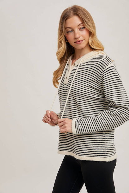 Bluivy - HENLEY SWEATER WITH HOODIE: MOCHA/CREAM / L
