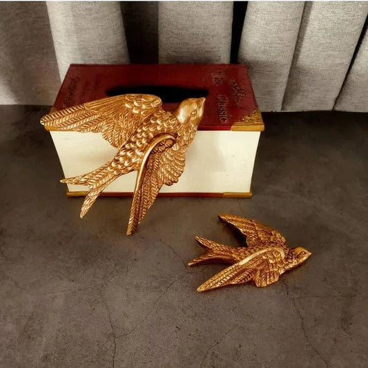 Resin Bird Wall Décor: Small