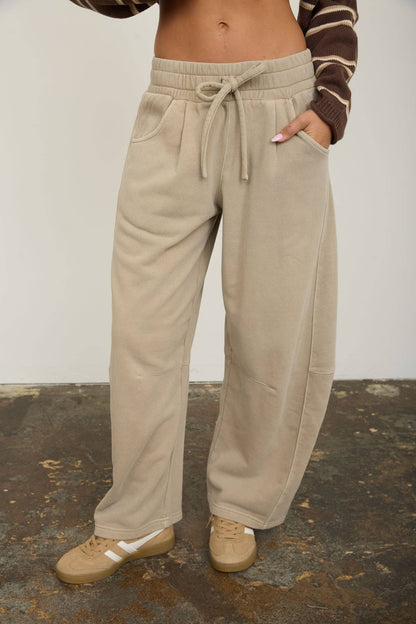 Blu Pepper - SMOCKED WAIST DRAWSTRING BARREL LEG SWEATPANTS: VINTAGE BLUE