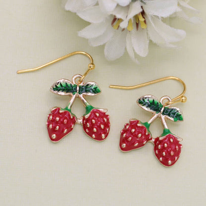 JUICY BUNCH GOLD STRAWBERRY EARRINGS