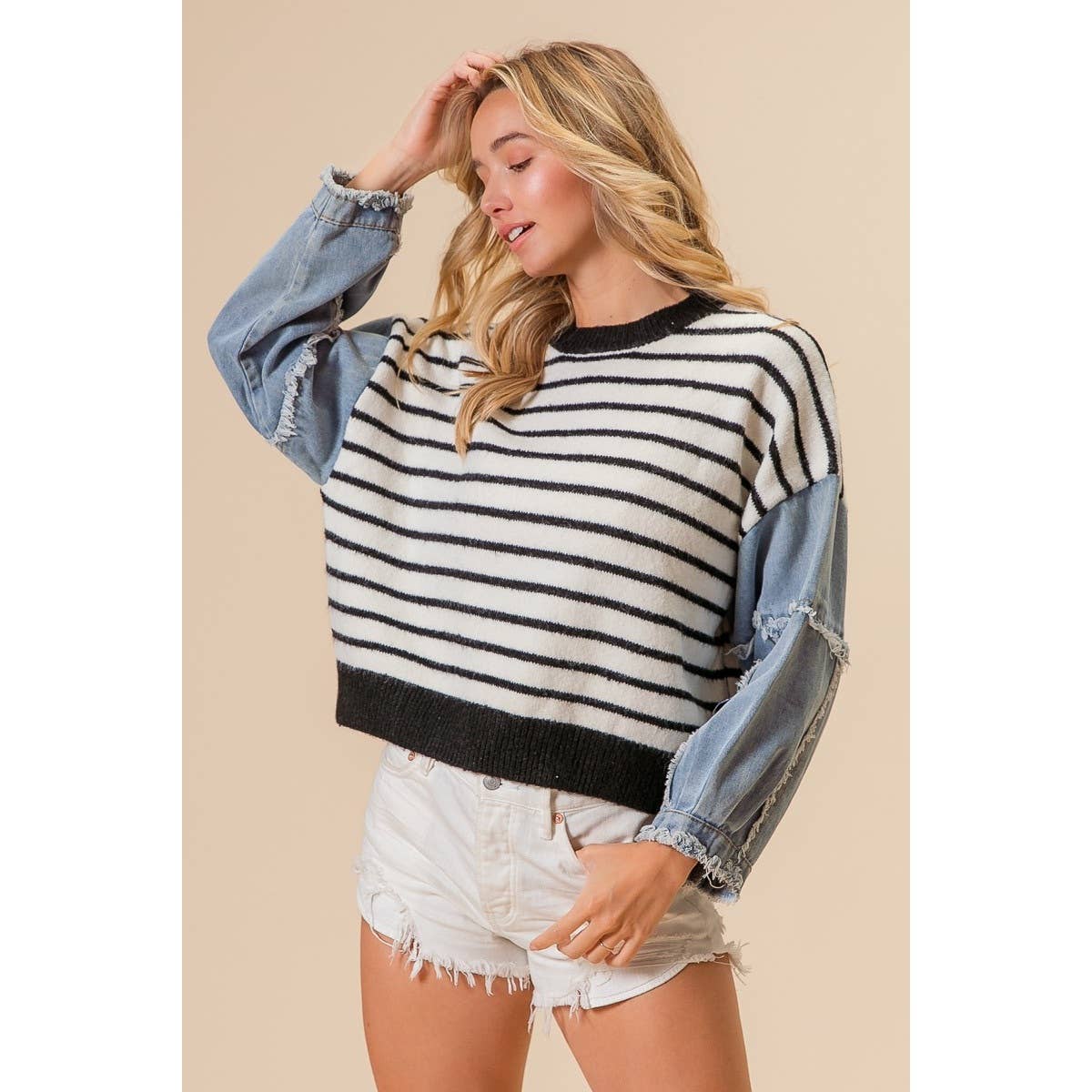 WASHED DENIM SLEEVE STRIPED SWEATER