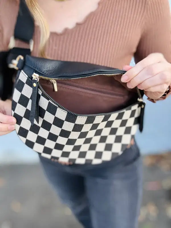 LEATHER CHECKMATE BUM BAG