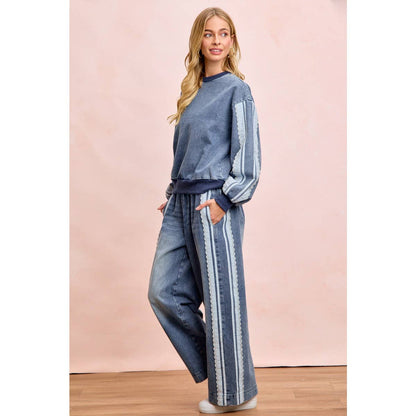 BiBi - WASHED DENIM LACE CONTRAST SIDED SWEATSHIRT TOP: DENIM / S