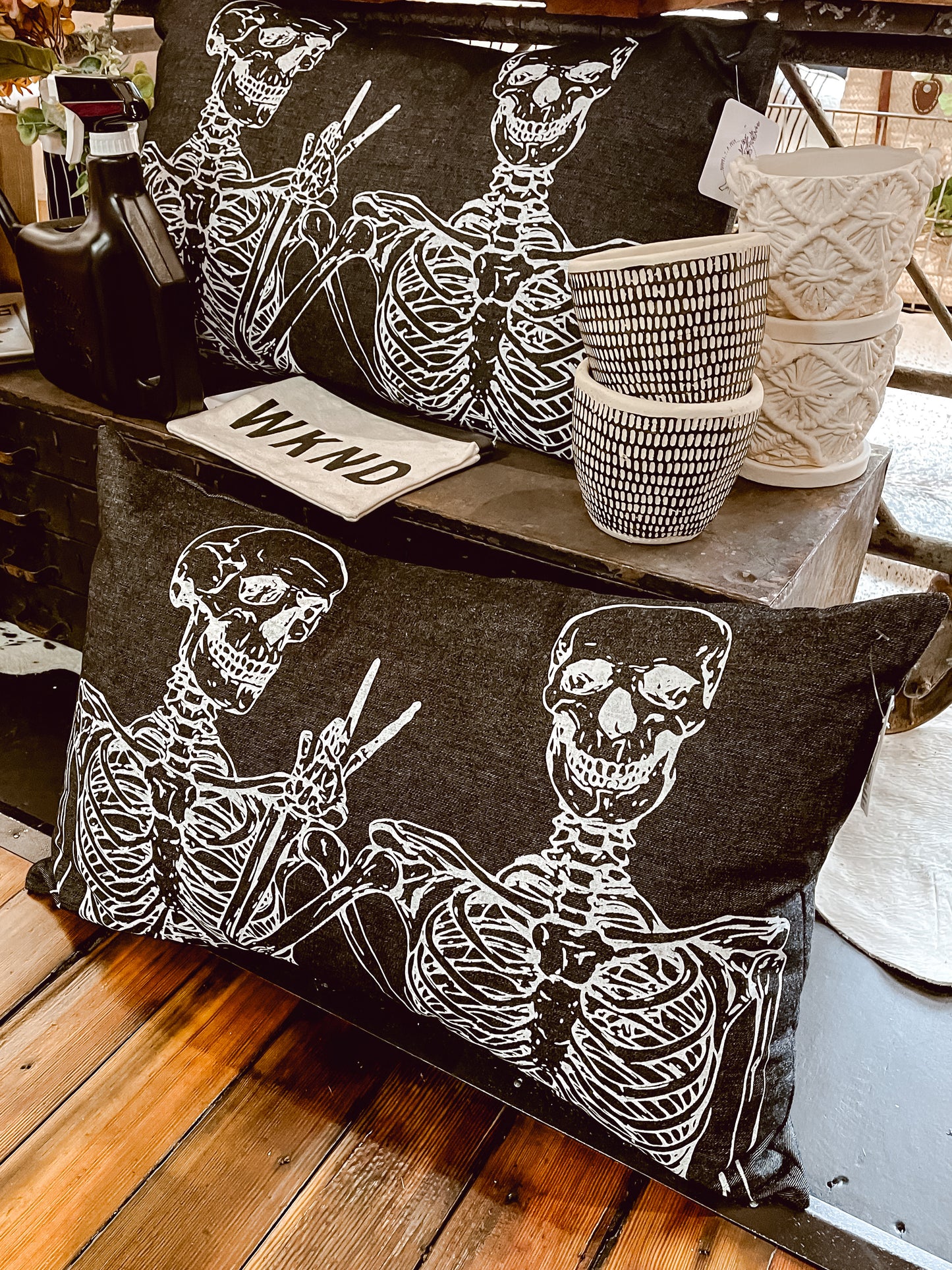 Bestie Bones Pillow (BLACK)