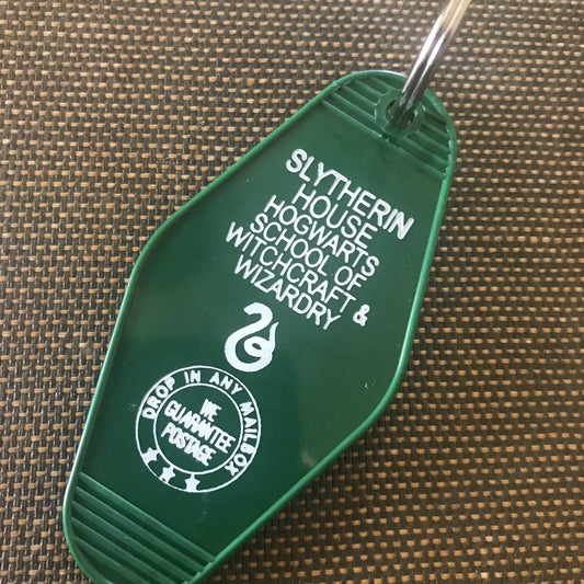 SLYTHERIN KEYCHAIN